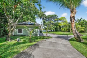 6225 Pine Drive Cottage, Lake Worth