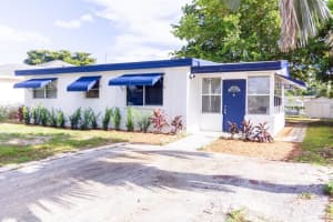 5642 Cinnamon Drive, West Palm Beach