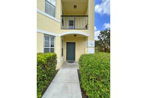 124 Sw Peacock Boulevard 13-103, Port Saint Lucie