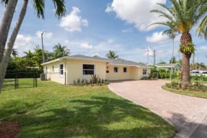 374 Linda Lane, West Palm Beach