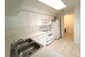 3018 Alcazar Place 208, Palm Beach Gardens
