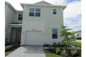 548 Se Rivergrass Street, Port Saint Lucie