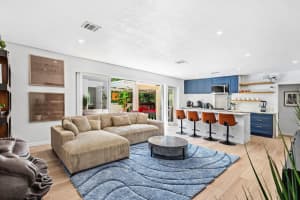2041 Ne 30th Street, Fort Lauderdale