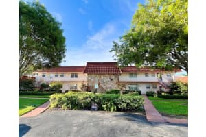 12008 Poinciana Boulevard 106, Royal Palm Beach