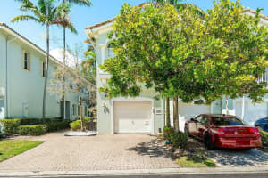 3263 Laurel Ridge Circle, Riviera Beach