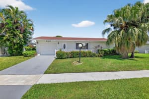 6105 Dusenburg Road, Delray Beach