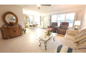 209 Greenbrier A, West Palm Beach