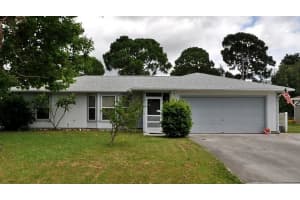 2737 Se Helms Avenue, Port Saint Lucie