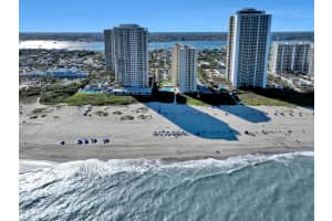 2800 N Ocean Drive B-17c, Singer Island