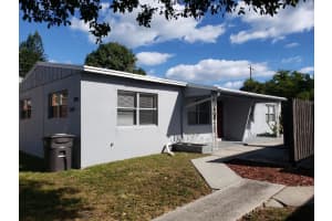3718 Henry Avenue, West Palm Beach