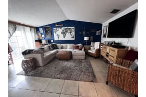 200 Sparrow Drive 2, Royal Palm Beach