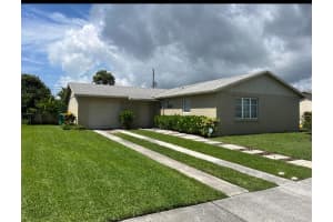 1211 W 27th Street, Riviera Beach