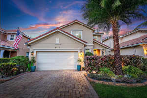 5919 Se Crooked Oak Avenue, Hobe Sound