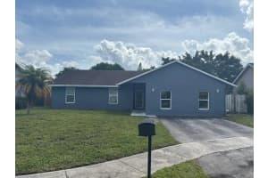 4930 Nw 85 Ter Terrace, Lauderhill