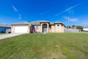 901 Sw Versailles Avenue, Port St. Lucie, Fl 34953, Port Saint Lucie