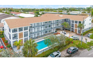 1021 Ne 24 Avenue 12, Pompano Beach