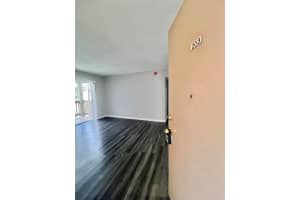 1782 Abbey Road 203, West Palm Beach