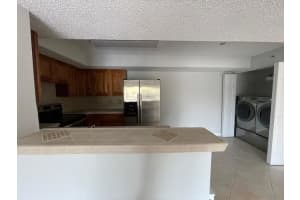 5560 Nw 61st Street 711, Coconut Creek