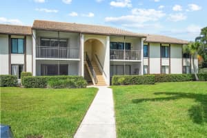 1605 Sw Silver Pine Way 110-c1, Palm City