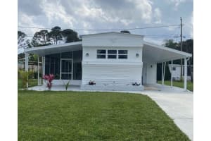 92 Ne 15th Terrace, Stuart