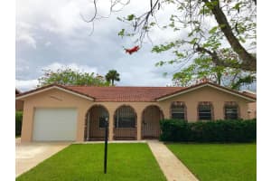 22660 Sw 64th Way, Boca Raton