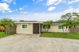 573 Se Floresta Drive, Port Saint Lucie