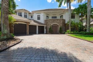 10703 Versailles Boulevard, Wellington