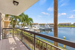 2401 Marina Isle Way 205, Jupiter