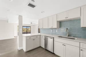 343 Oak Harbour Drive 343, Juno Beach