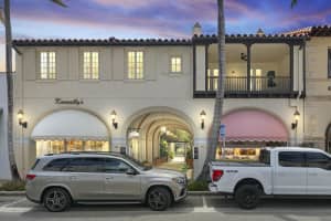 250 Worth 4 Avenue 4, Palm Beach
