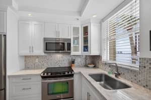 100 Paradise Harbour Boulevard 204, North Palm Beach
