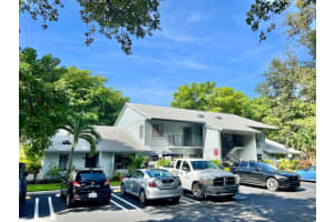 2565 Sw 22nd Avenue 201, Delray Beach