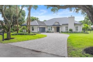 18433 Se Heritage Drive, Jupiter