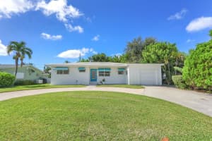 1952 Circle Drive, North Palm Beach