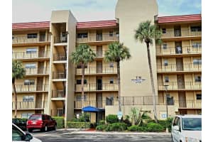 3755 Via Poinciana 607, Lake Worth