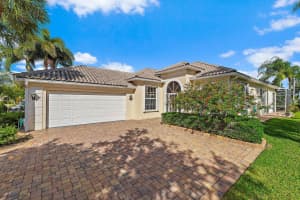 8120 E Paurotis Lane, Hobe Sound