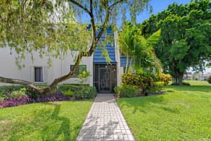 4469 Luxemburg Court, Lake Worth