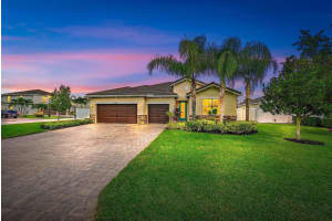 2570 Sw Berry Park Circle, Palm City