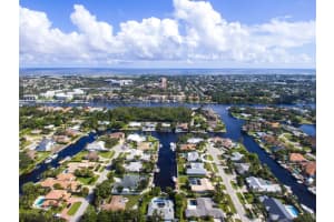 811 Oak Harbour Drive, Juno Beach