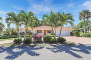 8574 Se Seagrape Way, Hobe Sound