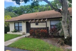 66 Via De Casas Norte, Boynton Beach