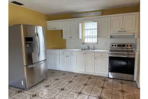 1111 Sw 24 Avenue, Fort Lauderdale