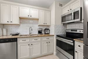 2804 Avenue J, Fort Pierce 2804 Avenue J, Fort Pierce