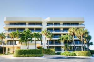 50 Beach Road 104, Tequesta