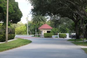3710 Whitehall Drive 304, West Palm Beach