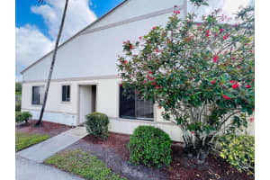 11877 Sturbridge Lane, Wellington
