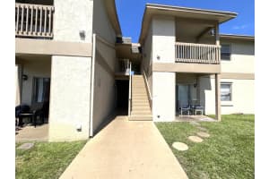 1830 Abbey Road 204, West Palm Beach