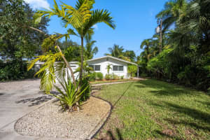 1408 Sw Palm City Road, Stuart