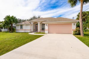 2270 Sw Tampico Street, Port Saint Lucie