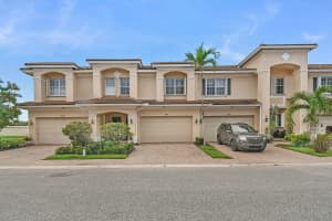 254 Sw Walking Path, Stuart